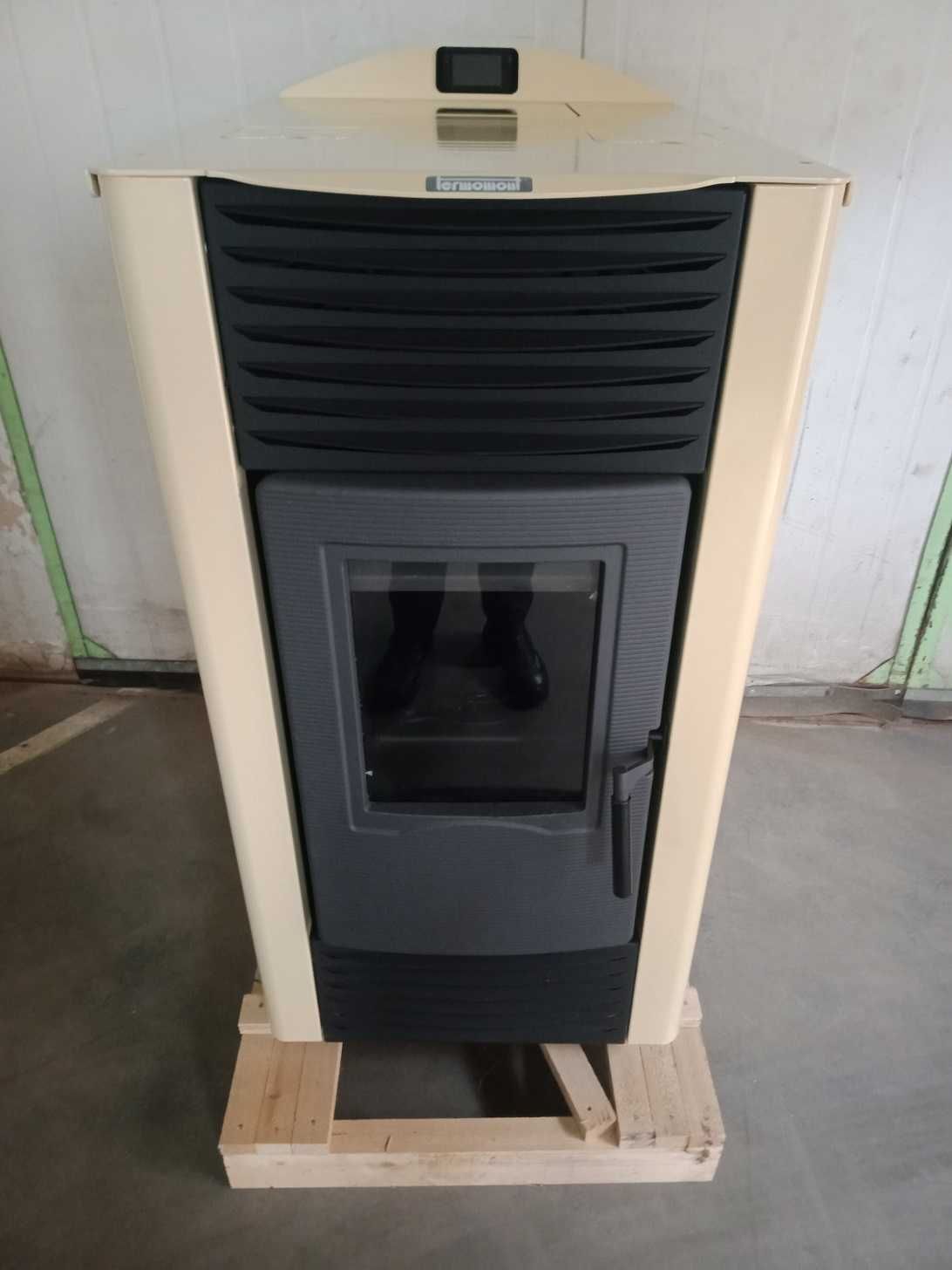 TERMOMONT TOBY H21 Kominek z funkcją c.o. pellet 24 kW