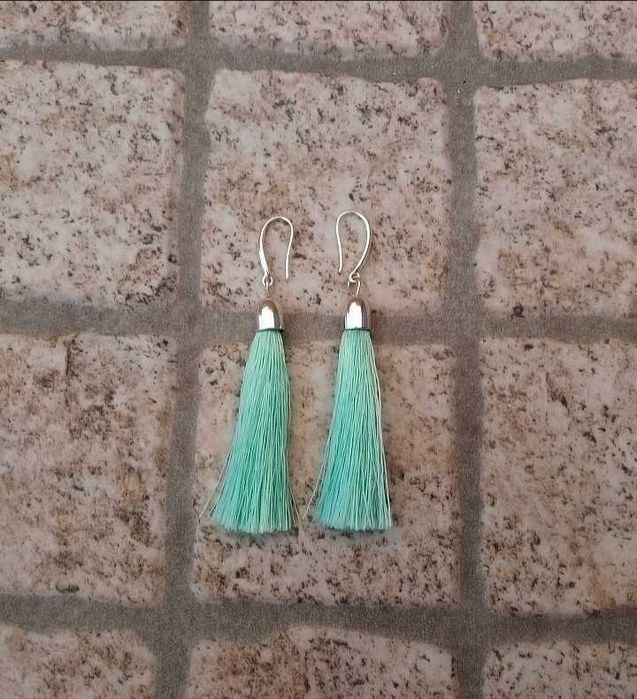 Brincos Novos Verde Água Cortininha Embalados