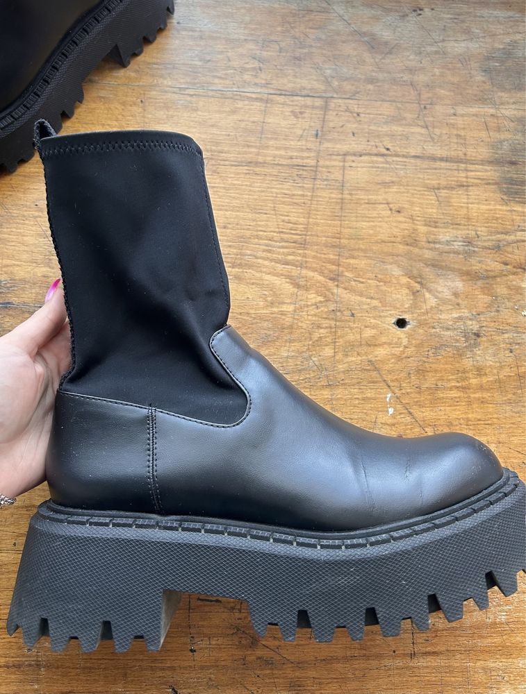 Жіночі ботинки челсі zara ankle boots