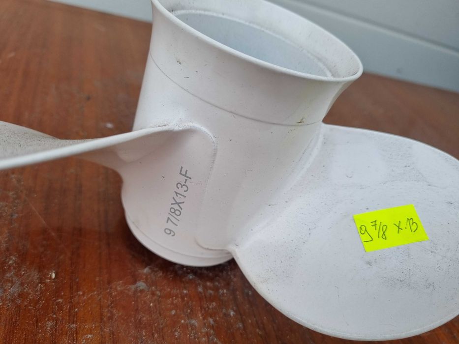 nowa śruba napędowa yamaha 9 7/8 x 13