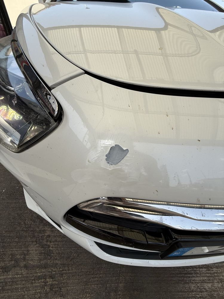 Citroën DS5 2.0 HDi – Potência, Estilo e Conforto