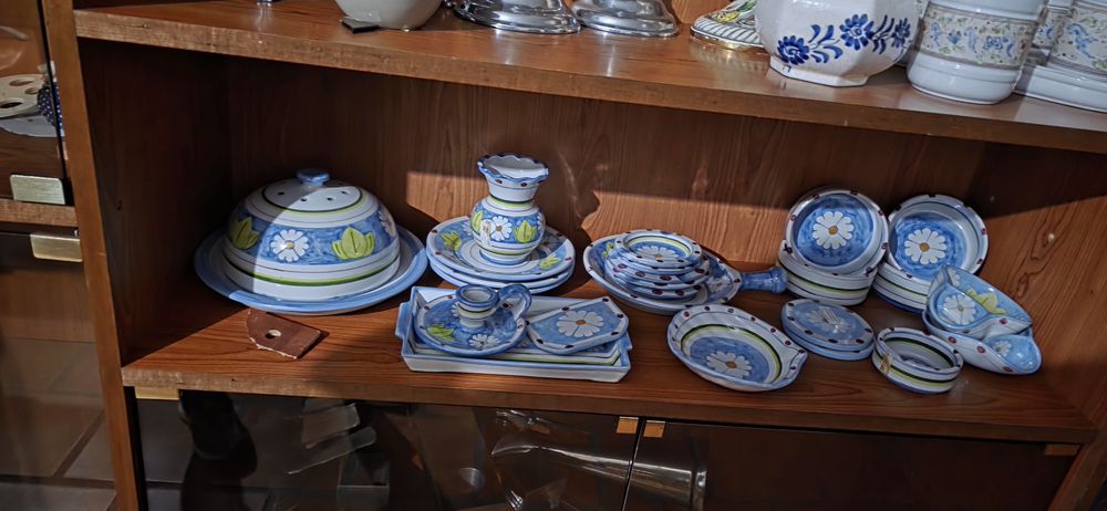 Peças de cerâmica artesanal