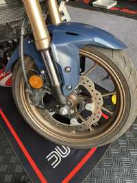Moto Honda CB 125R