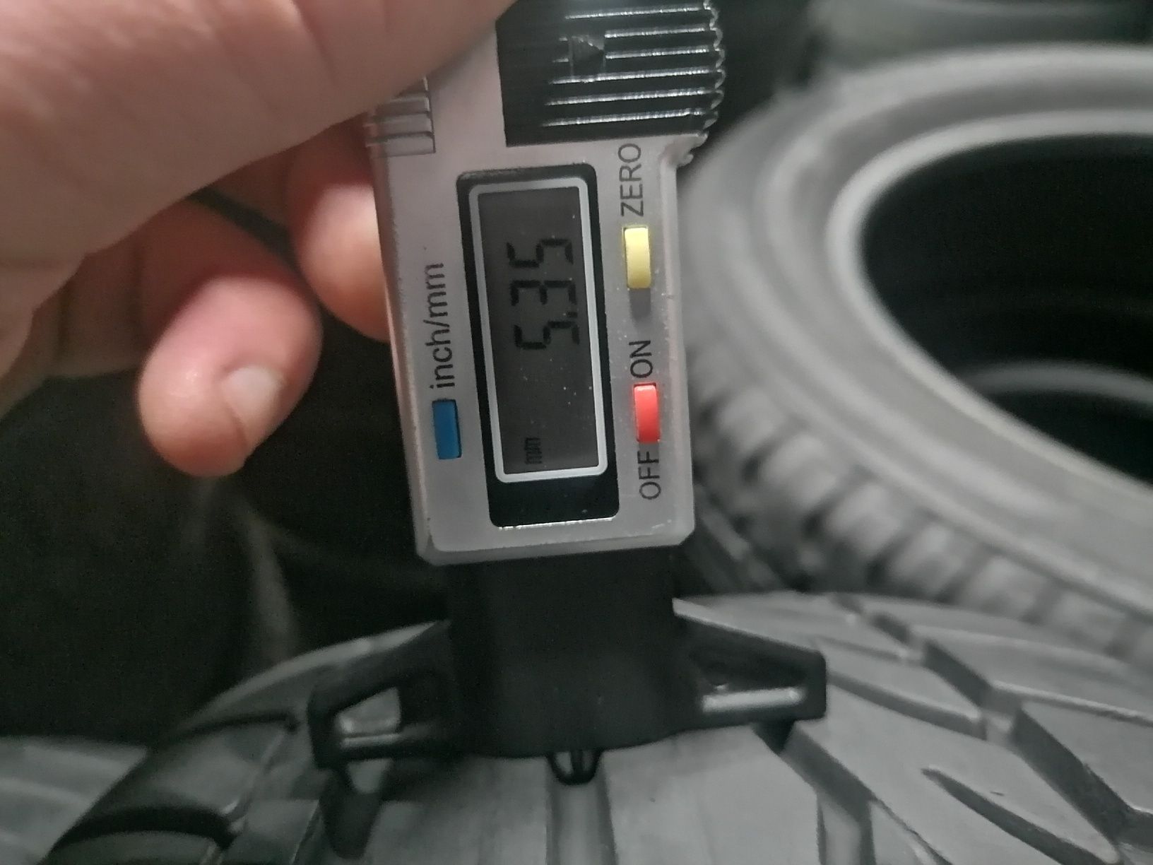Літні Шини БВ 185/60 R15 DUNLOP SP Sport 01 Склад