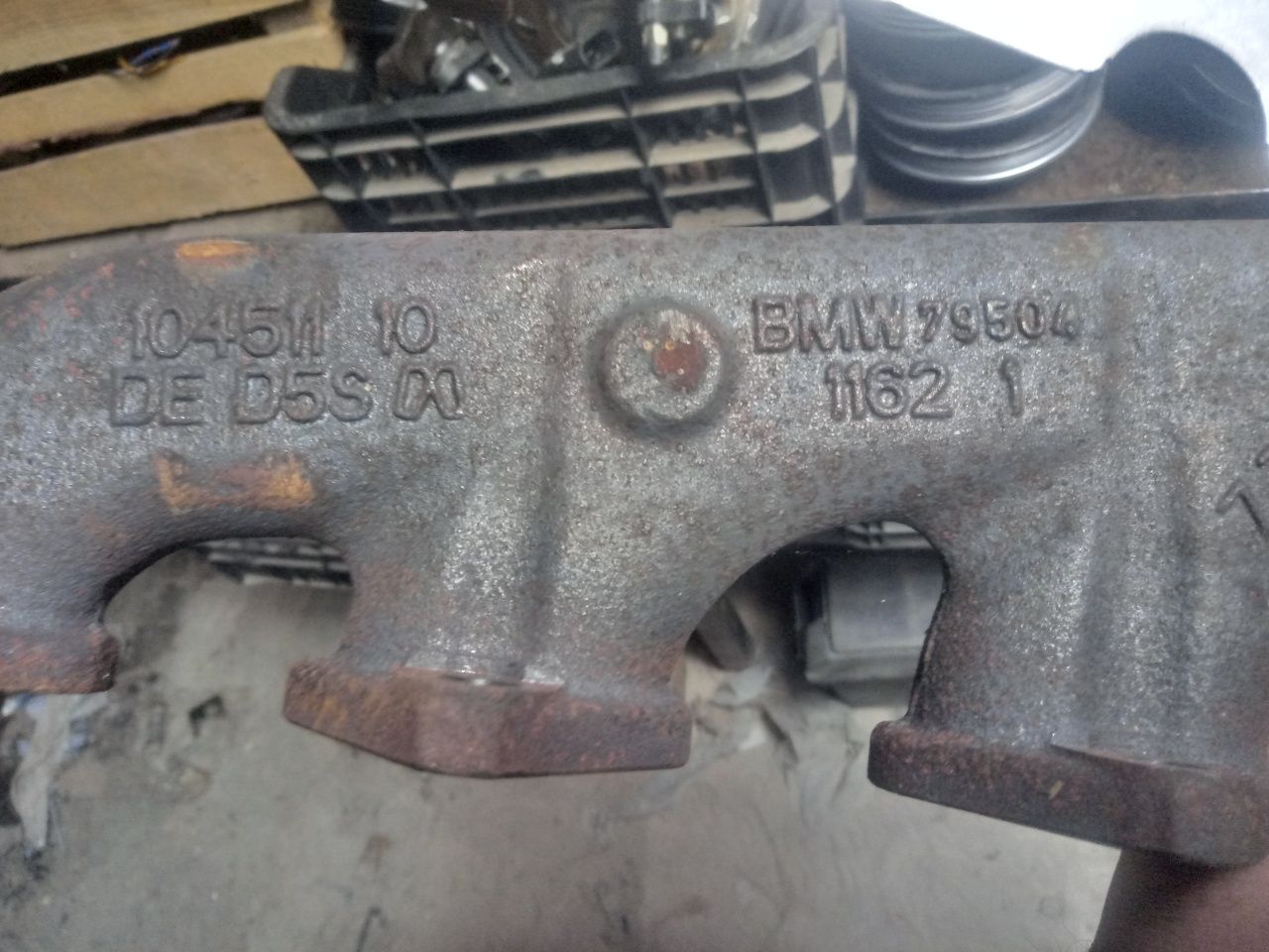 Kolektor wydechowy bmw e60/61 M57N2 3.0d 231KM 6d3