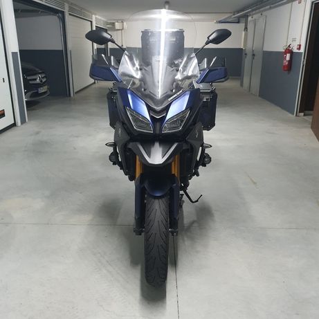 Moto Yamaha Tracer GT 900