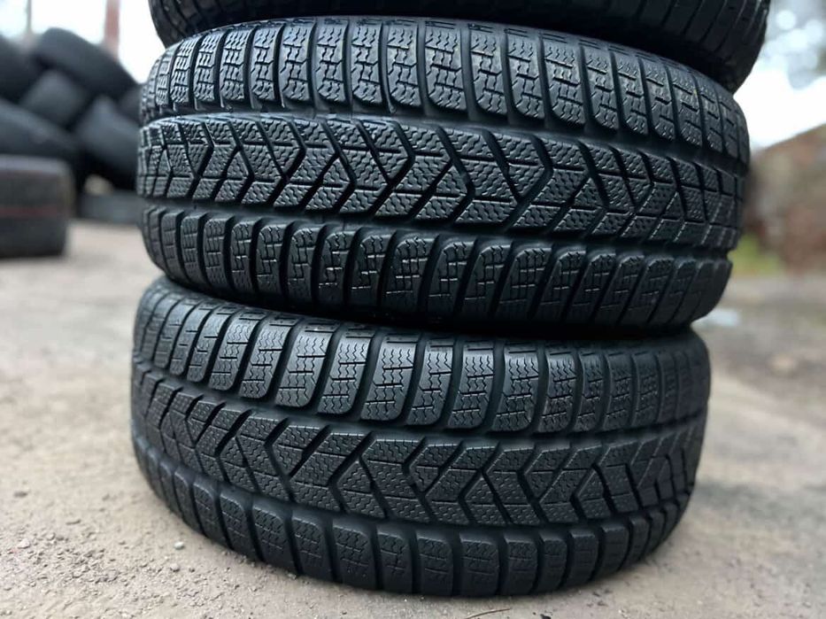 Резина зимова Pirelli 225/50 R17