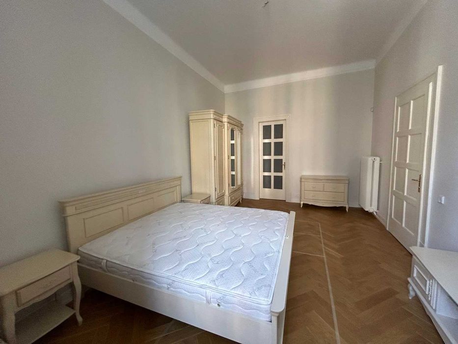 вул. Стецька-Саксаганського. Центр Львова. Світло НЕ вимикають. Оренда