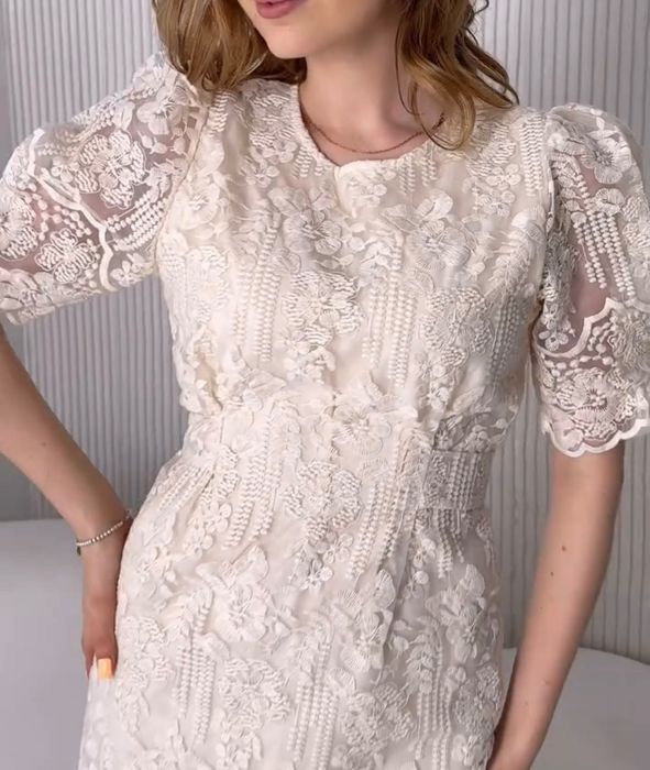 Святкова сукня з вишивкою , розмір S