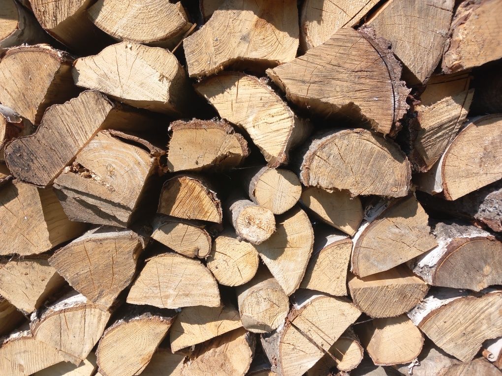 Drewno suche sezonowane brzoza dąb