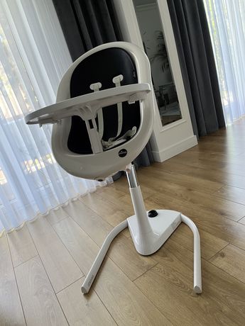 Krzesełko do karmienia firmy mima