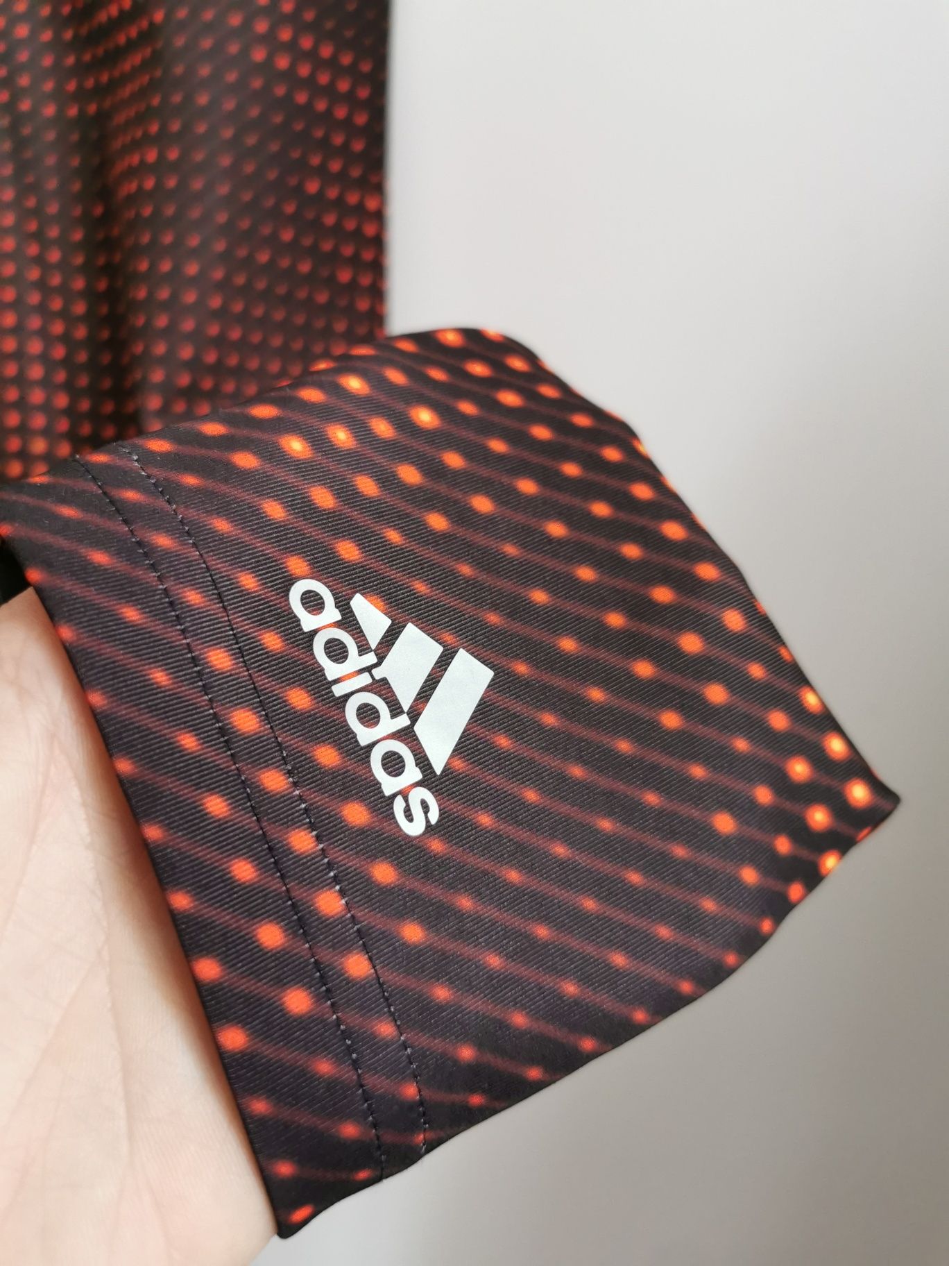Adidas legginsy sportowe damskie wzór logowane S/M