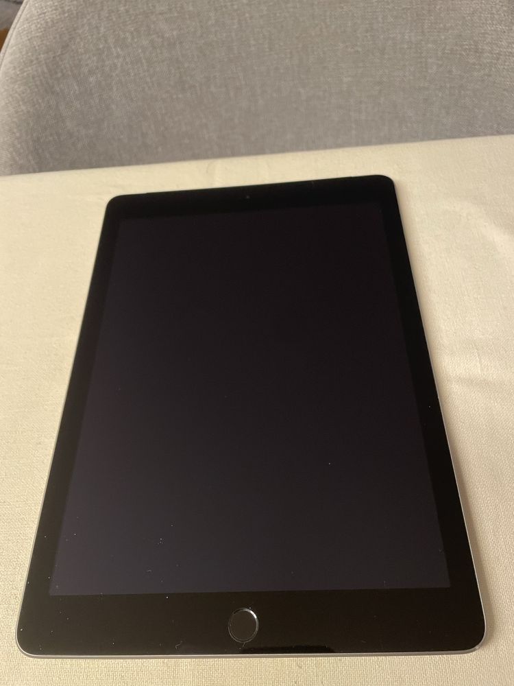 Ipad 5a geração 128gb! Como NOVO!