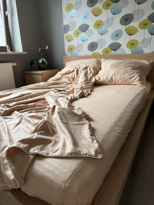 Komplet pościeli 200×220 cm z mikrosatyny – różne kolory dostępne!