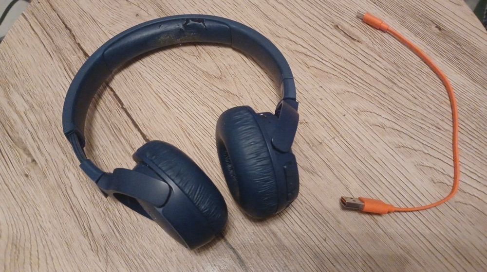 Słuchawki bezprzewodowe JBL TUNE 660NC niebieskie