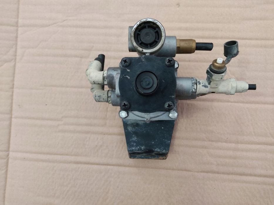 IVECO WABCO ZAWÓR STERUJĄCY NACZEPĄ 9730090130