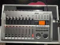 Zoom R24 zasilacz twarda dedykowana walizka (hard case) karta SD 32 GB