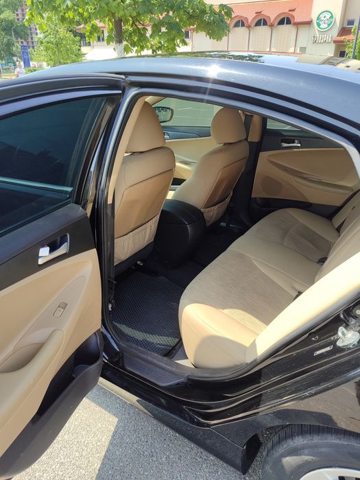 Авто Хундай Соната