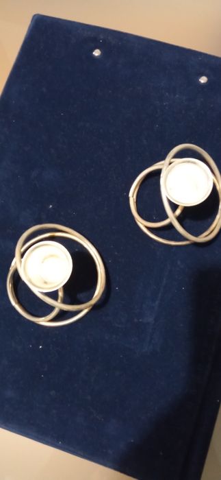 2 castiçais metálicos novos