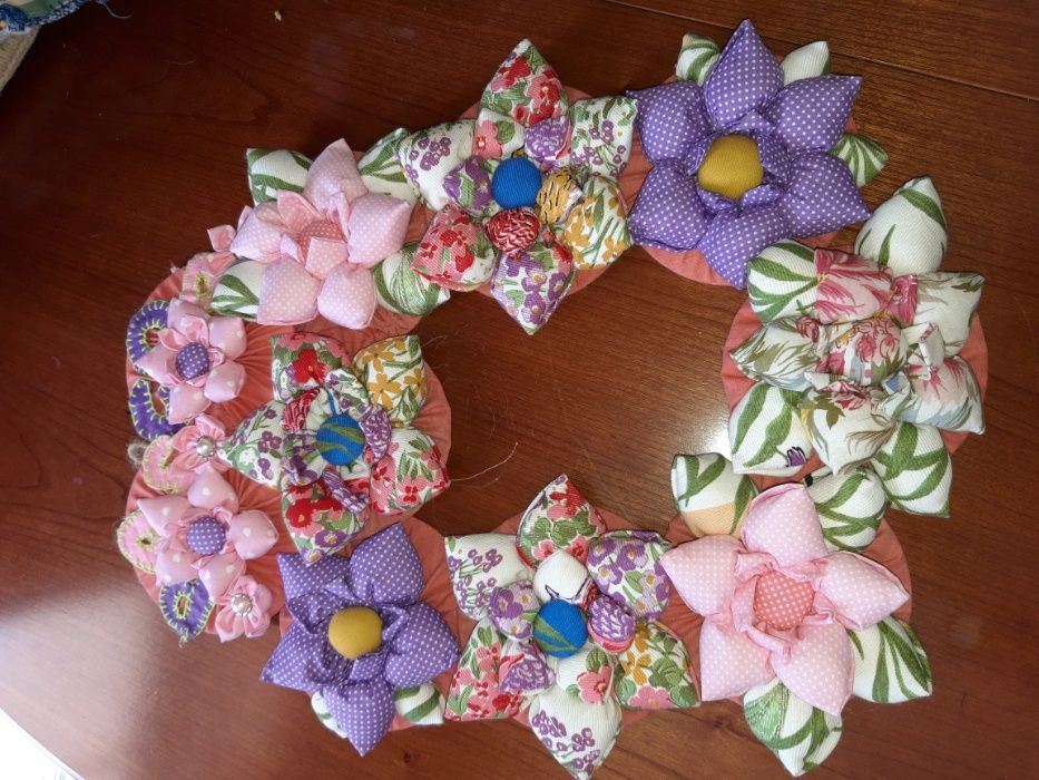 Grinaldas de porta decorativas