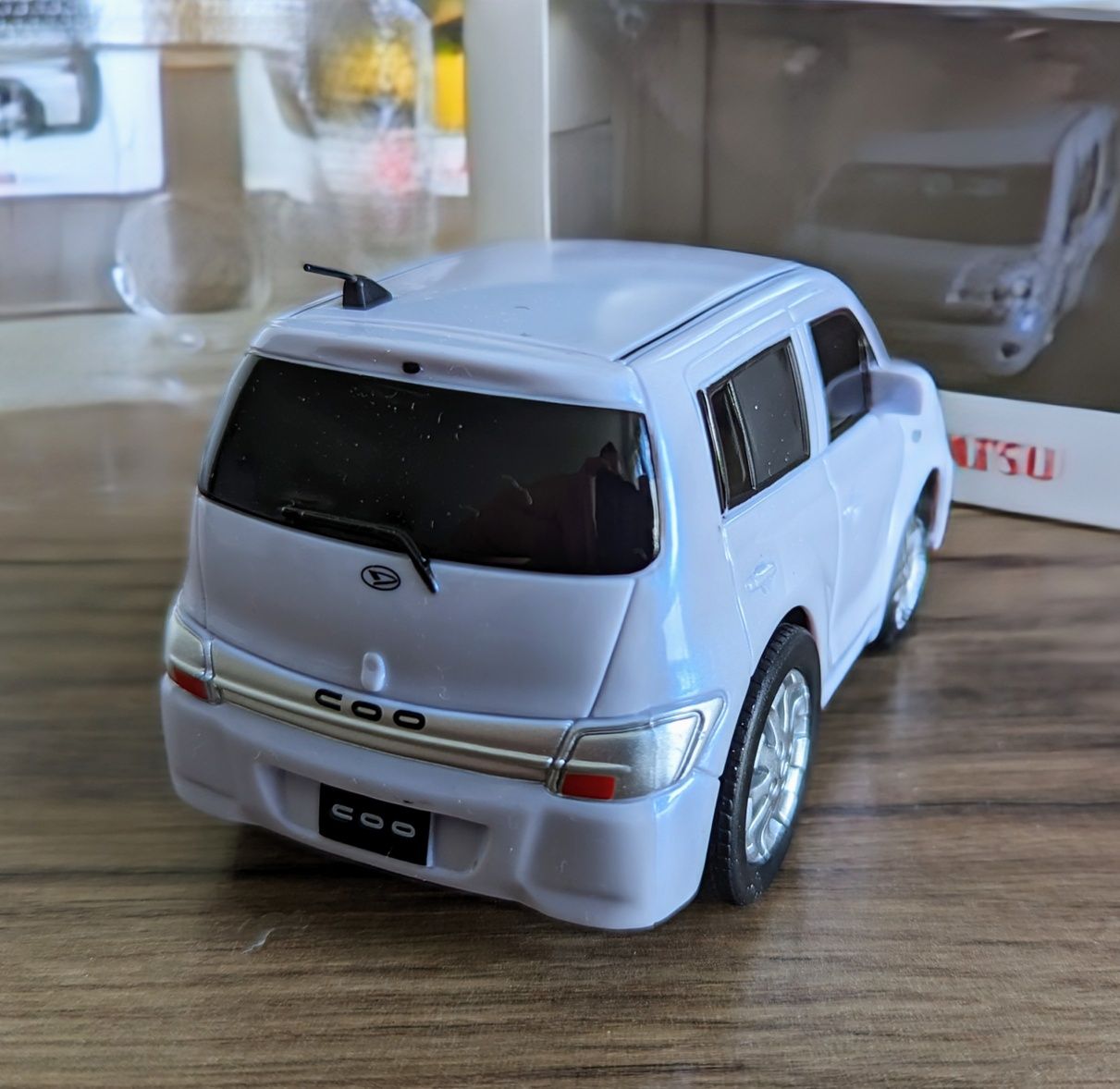 Model Daihatsu Materia Coo naciągany pull back m402