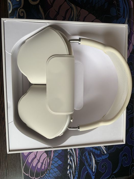 Срочно продам оригинальные airpods max 2, комплект полный