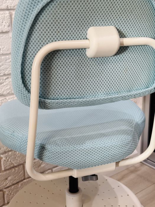 Дитяче крісло стілець Ikea Vimund