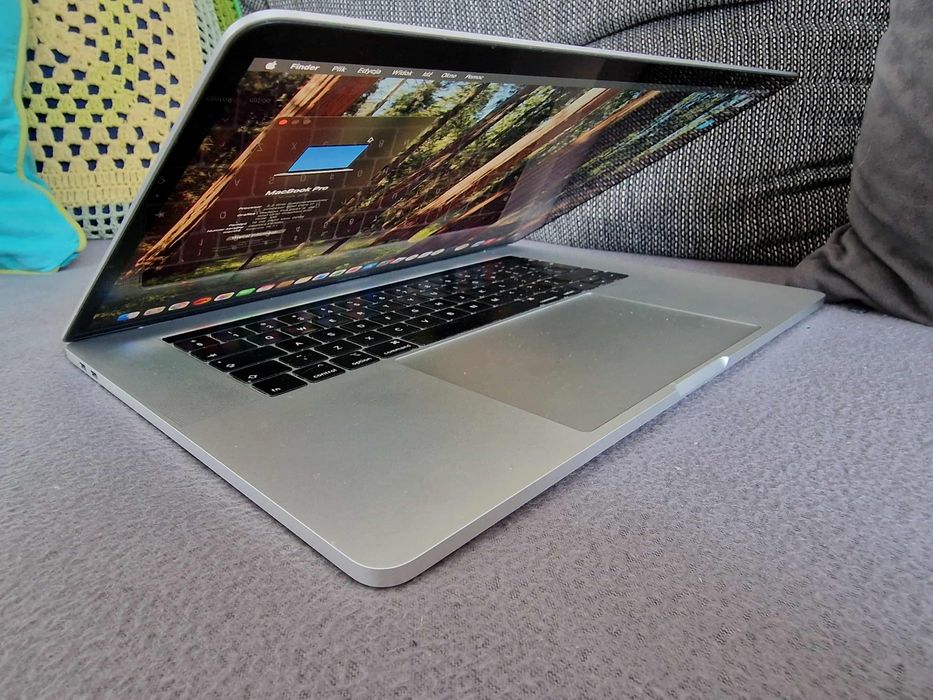 Mac book pro 17 2018r