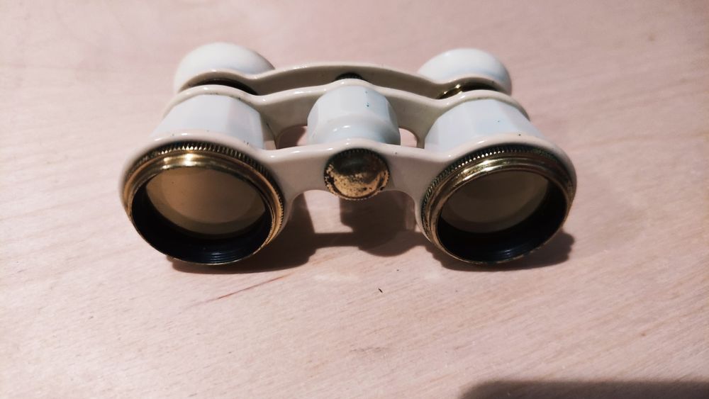 Lornetka teatralna futerał PRL