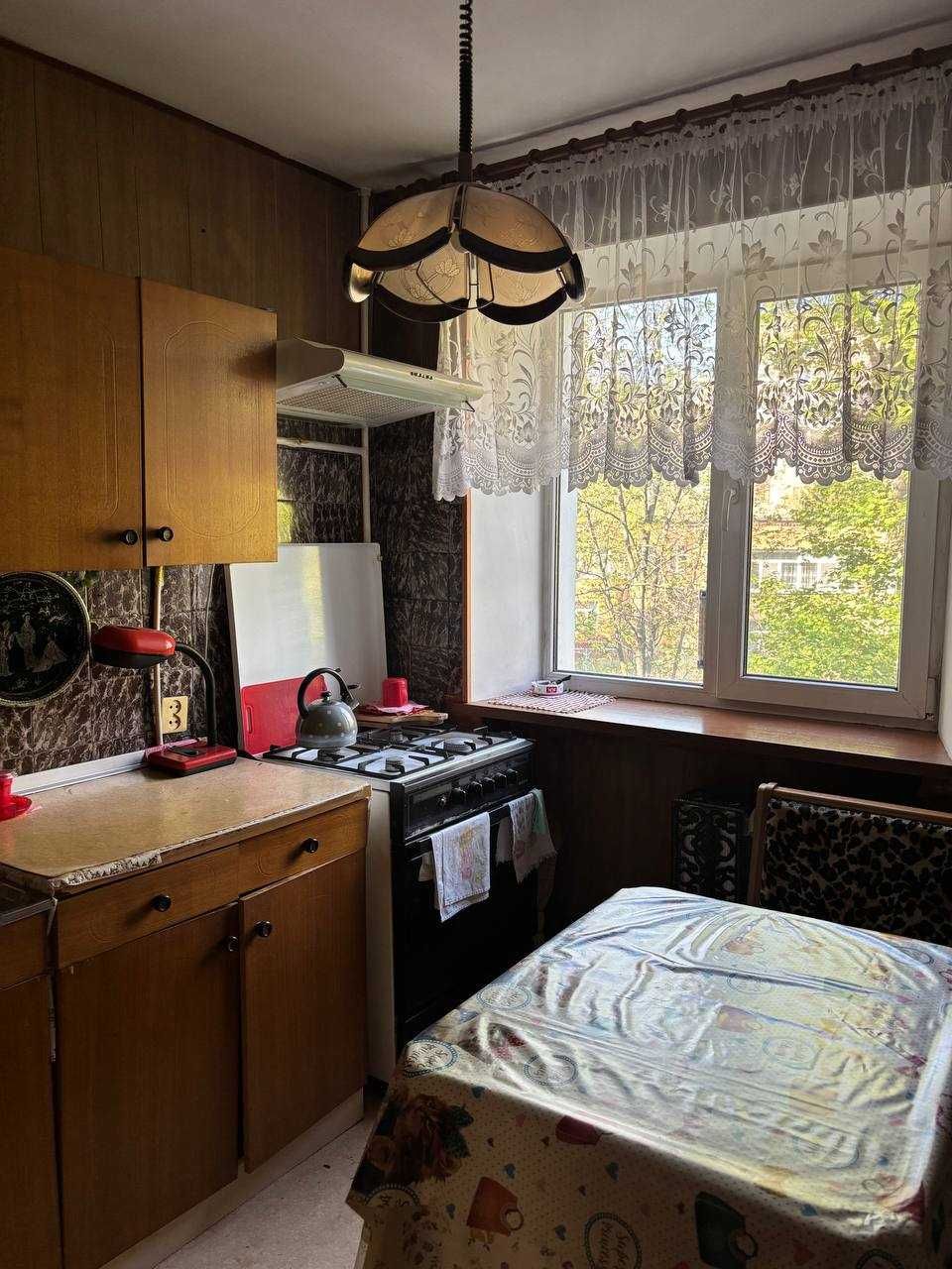 Продам 2 ком. квартиру на   Героев Пограничников 37800у.е