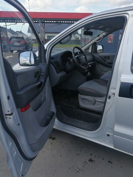 Hyundai H-1 2008