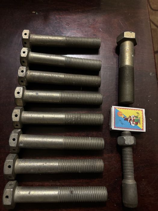 Болти М20*120, М22*105