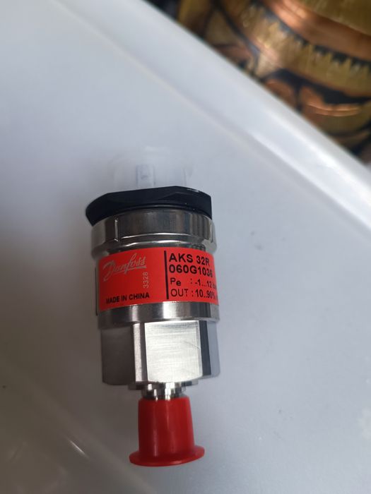 Transmitor pressão