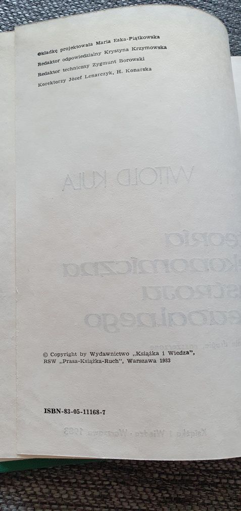 Teoria ekonomiczna ustroju feudalnego Witold Kula 1983