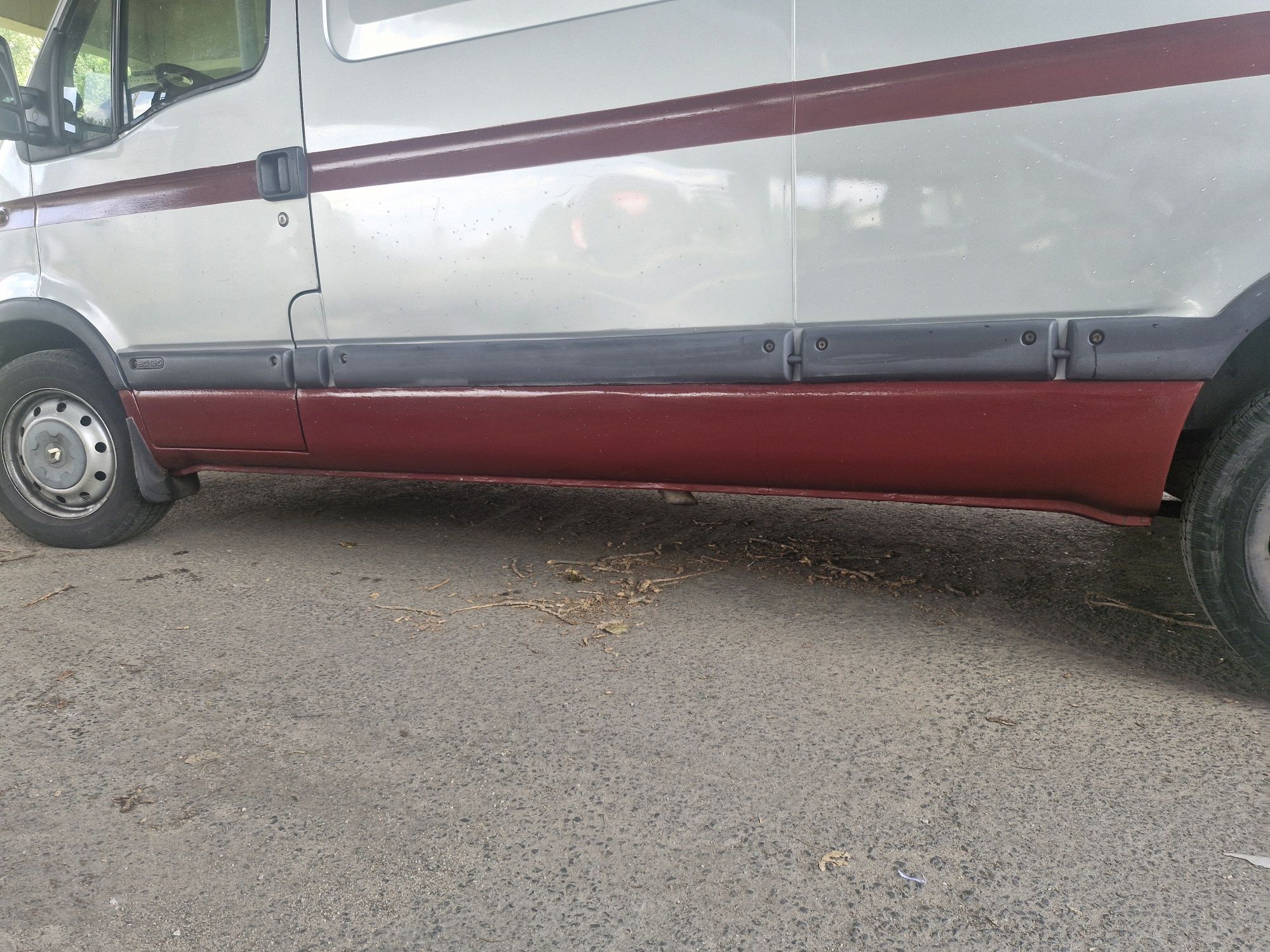 Renault Master II 2.5dci L2H2