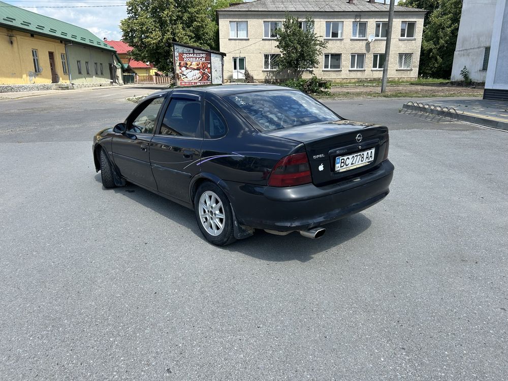 Продам Опель Вектра б