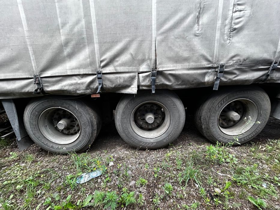 Загальний напівпричіп бортовий-тентований (SCHMITZ) до тягача