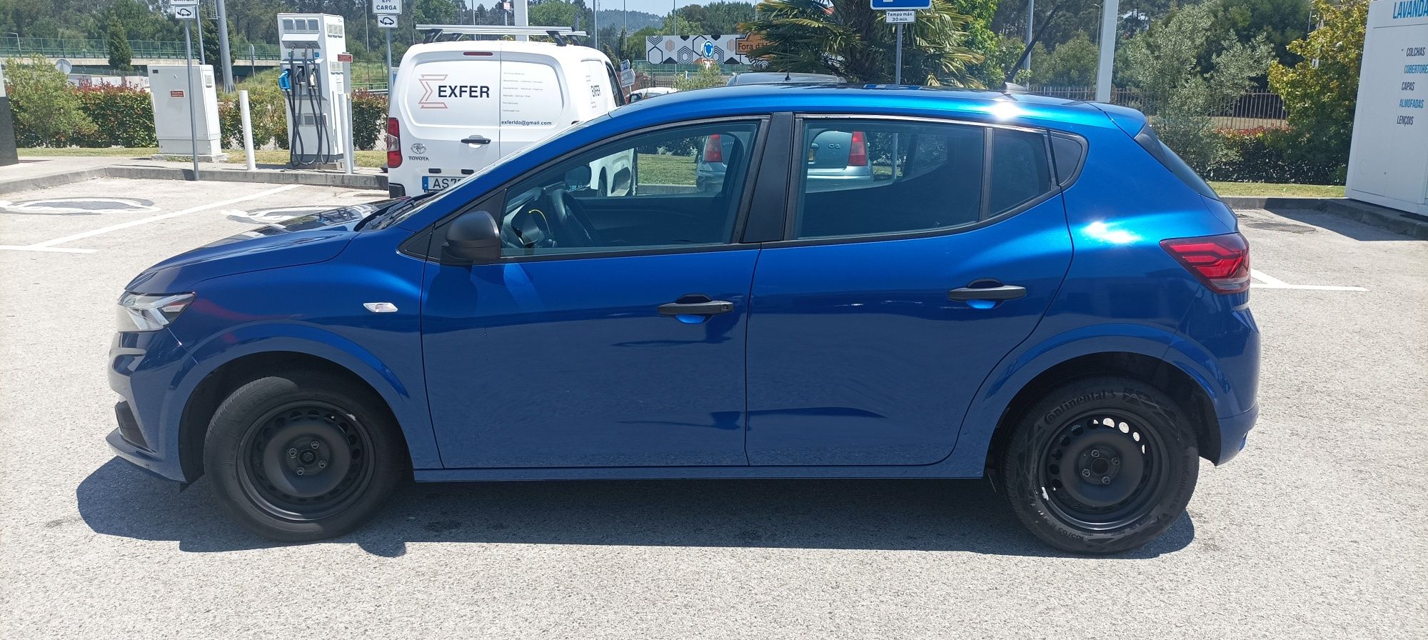 Dacia Sandero 1.0 2022 (Leia o descrito por favor)
