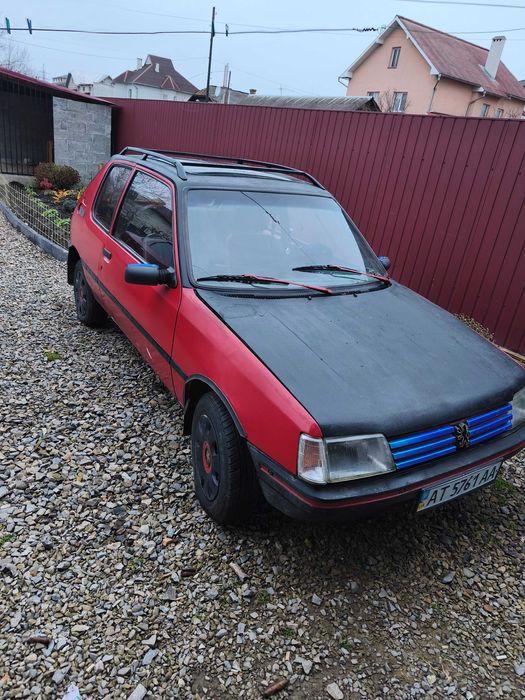Продам авто  Пежо 205 купе 1991 року випуску, 1,1 бензин