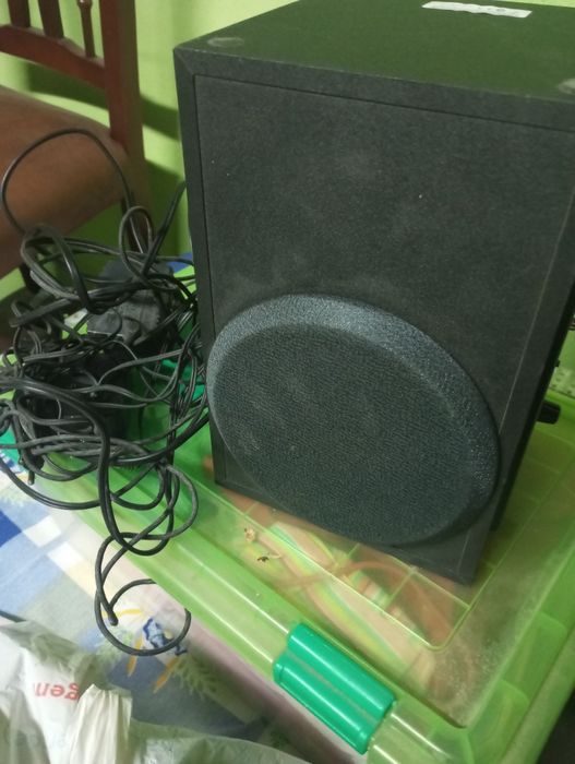 Subufer de ligar a DVD etc bom som