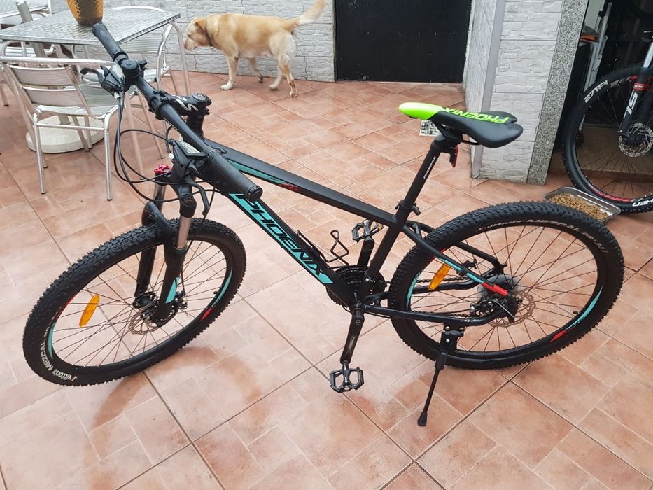 Bicicleta roda 26 travão de disco  suspensão regulável em  alumínio