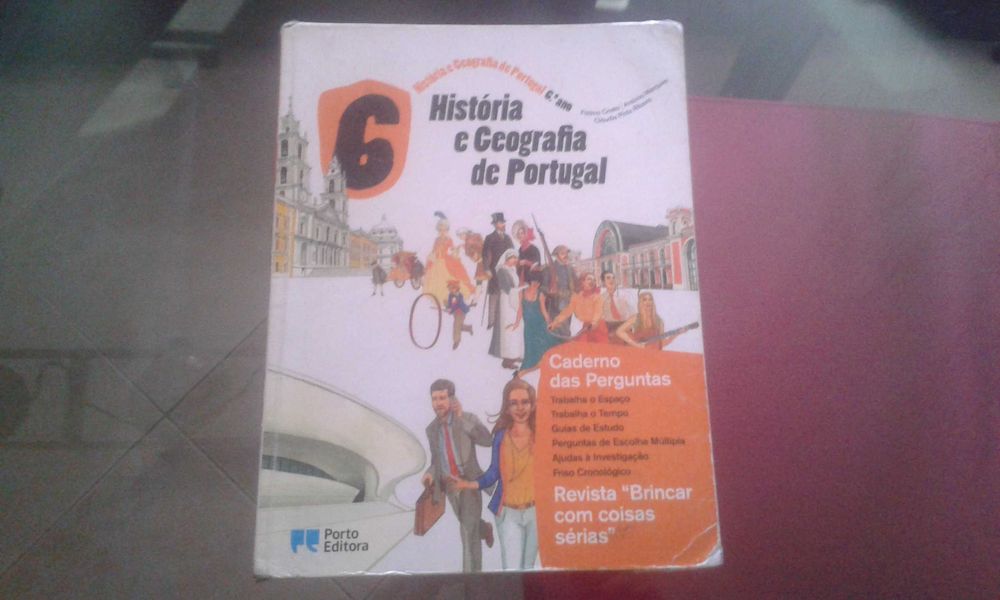 2 Manuais Escolares e 3 cadernos de actividades 6º Ano