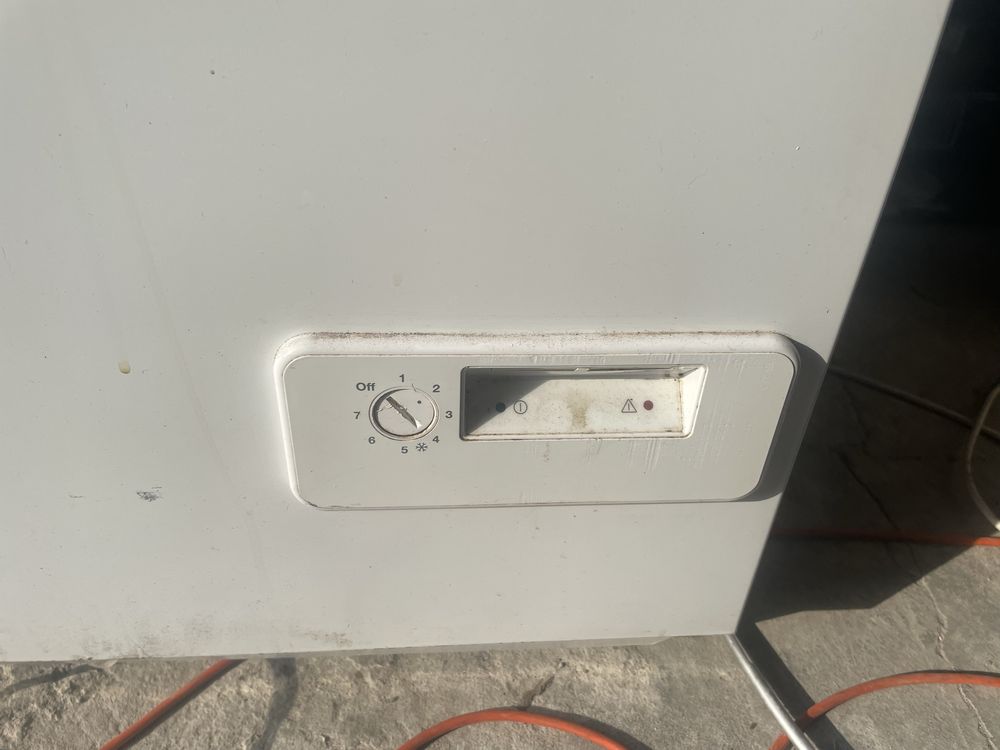 Sprzedan  zamrazarke elektrolux o pojemnoci 260l