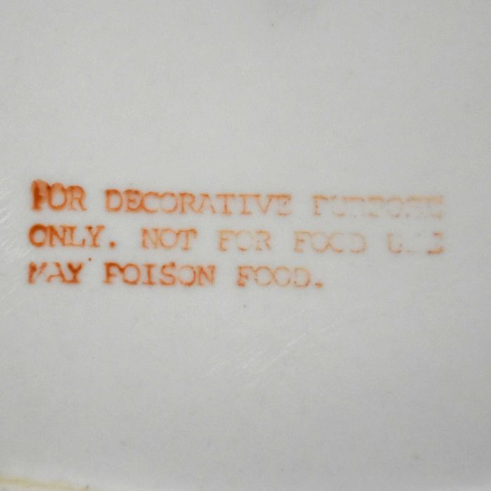 Caixa porcelana da China com brasão da Monarquia