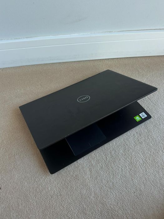 Dell Inspiron 7591 2w1 – i7 / 16 GB RAM / SSD 512 GB