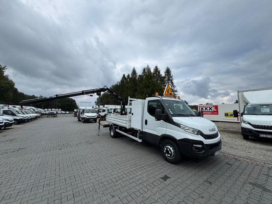 Iveco DAILY 70C18,70C17,,50C17,,50C15,,35C17,,5C15  IVECO DAILY 70c18 HDS HIAB xs 002 d-2 390kg 6.20 m sterowanie radiowe!