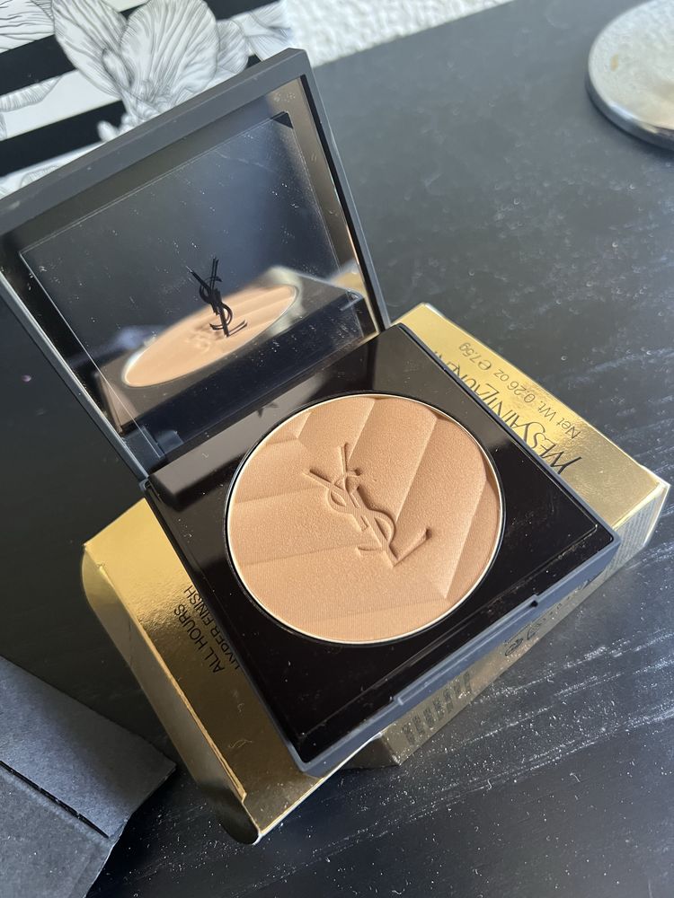 Bronzer Yvea Saint Laurent como novo