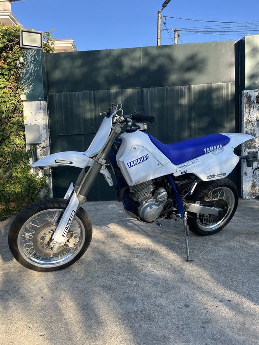Yamaha tt600 muito estimada