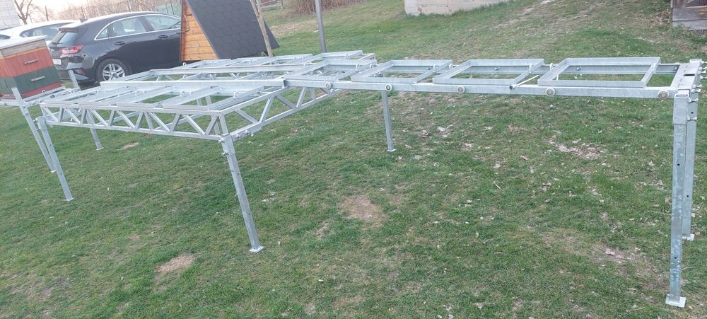 Przyczepka platforma do przewozu uli wielkopolskich. 12 uli.