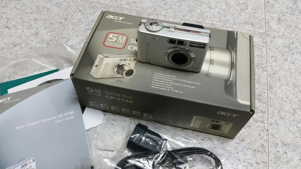 Máquina Fotográfica Acer CR-5130